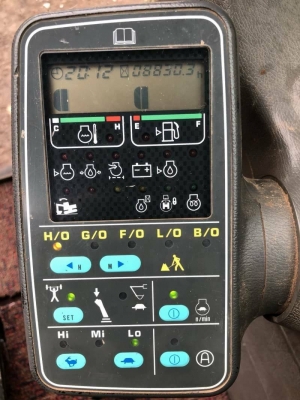 ขาย 985,000 KOMATSU pc 130-6 K สภาพเก่านอก 1 ปี 8,xxx ชั่วโมง บูมอามยาวพิเศษ  เครื่อง ขมิ้น มีลายหัวเจาะ เครื่องดี ปั้มแรง โซ่หนา เอวแน่น ไฟฟ้าครบ สภาพพร้อมใช้ เอกสารอินวอยทร์ รถอยู่ นครปฐม 064-191-1112