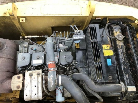 ขาย 985,000 KOMATSU pc 130-6 K สภาพเก่านอก 1 ปี 8,xxx ชั่วโมง บูมอามยาวพิเศษ  เครื่อง ขมิ้น มีลายหัวเจาะ เครื่องดี ปั้มแรง โซ่หนา เอวแน่น ไฟฟ้าครบ สภาพพร้อมใช้ เอกสารอินวอยทร์ รถอยู่ นครปฐม 064-191-1112