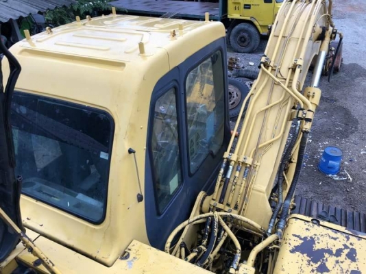 ขาย 985,000 KOMATSU pc 130-6 K สภาพเก่านอก 1 ปี 8,xxx ชั่วโมง บูมอามยาวพิเศษ  เครื่อง ขมิ้น มีลายหัวเจาะ เครื่องดี ปั้มแรง โซ่หนา เอวแน่น ไฟฟ้าครบ สภาพพร้อมใช้ เอกสารอินวอยทร์ รถอยู่ นครปฐม 064-191-1112