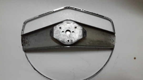 ขาย พวงมาลัย volvo 122 Amazon ครบชุด ขาย พวงมาลัย volvo 122 Amazon ครบชุด