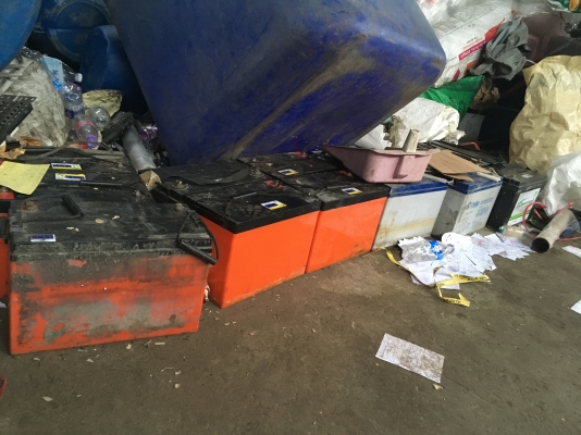 ขาย...แบตเตอร์รี่แห้งมือสองขนาด12V 120A มี12ลูก