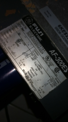 อินเวอร์เตอร์3แรง220vเข้า1เฟสออก3เฟส 220v ใช้กับมอเตอร์3เฟส อินเวอร์เตอร์3แรง220vเข้า1เฟสออก3เฟส 220v ใช้กับมอเตอร์3เฟส