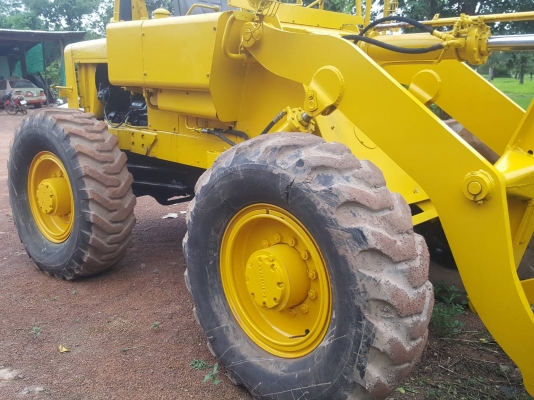 ขาย รถตัก KOMATSU JH30 เช็คใหม่พร้อมใช้งาน