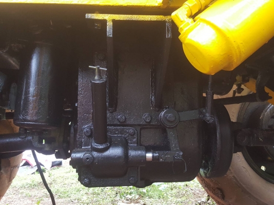 ขาย รถตัก KOMATSU JH30 เช็คใหม่พร้อมใช้งาน