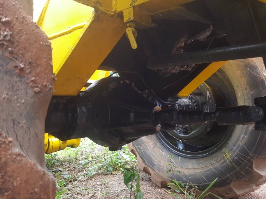 ขาย รถตัก KOMATSU JH30 เช็คใหม่พร้อมใช้งาน