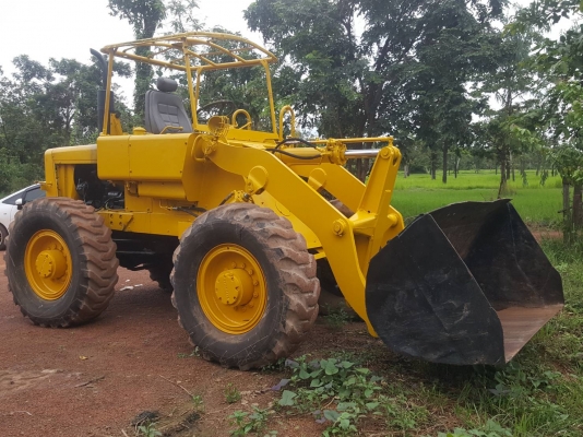 ขาย รถตัก KOMATSU JH30 เช็คใหม่พร้อมใช้งาน