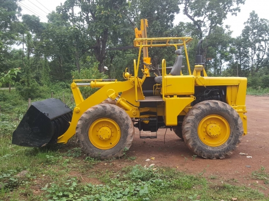 ขาย รถตัก KOMATSU JH30 เช็คใหม่พร้อมใช้งาน