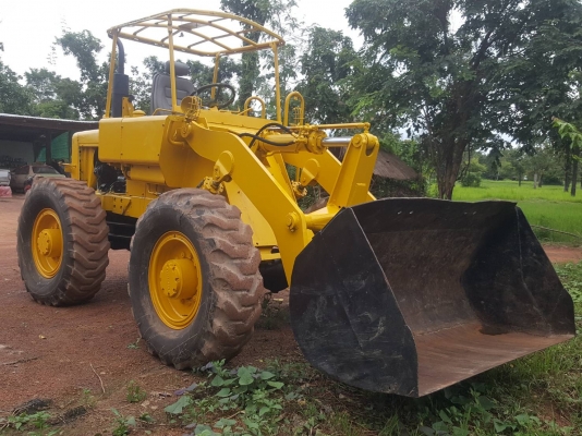 ขาย รถตัก KOMATSU JH30 เช็คใหม่พร้อมใช้งาน