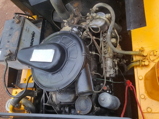 ขาย ฟอร์คลิฟต์ 2 ตัน KOMATSU FD20-6 เครื่องยนต์ดีเซล รถพร้อมใช้งานครับ