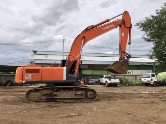 ขาย 1,190,000 บาท HITACHI ZX350-3G ทำงาน 17,xxx ชม เครื่องดี ปั้มแรง โช่หนา เอวแน่น ไฟฟ้าครบ เอกสารเล่มทะเบียนภาษีไม่ขาด  รถอยู่  เพชรบูรณ์  โทร 0610710295  สนใจ รายการสินค้า อื่นๆ ที่ เว็ปไชค์ Truck2Hand  https://www.truck2hand.com/index.php?actions=cont