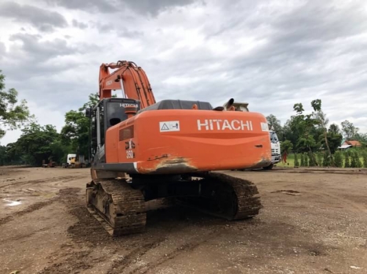 ขาย 1,190,000 บาท HITACHI ZX350-3G ทำงาน 17,xxx ชม เครื่องดี ปั้มแรง โช่หนา เอวแน่น ไฟฟ้าครบ เอกสารเล่มทะเบียนภาษีไม่ขาด  รถอยู่  เพชรบูรณ์  โทร 0610710295  สนใจ รายการสินค้า อื่นๆ ที่ เว็ปไชค์ Truck2Hand  https://www.truck2hand.com/index.php?actions=cont