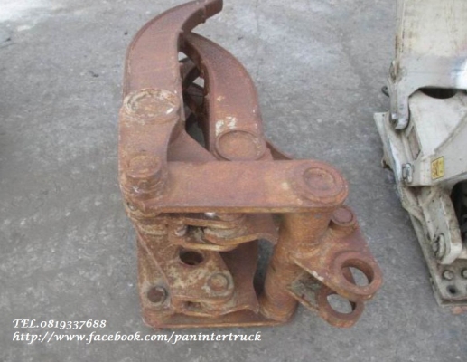 FROM JAPANตัวคีบปากหนีบไม้CLAMP SHELL สำหรับรถขุดไซค์ 60,65,75,100 /สินค้าเก่านอก ขายตามสภาพ/ ราคาขายเพียง: 27,000 บาท