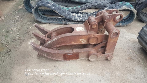 FROM JAPANตัวคีบปากหนีบไม้CLAMP SHELL สำหรับรถขุดไซค์ 60,65,75,100 /สินค้าเก่านอก ขายตามสภาพ/ ราคาขายเพียง: 27,000 บาท