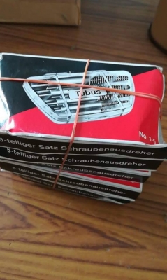 ขายถอนเกลียวซ้ายเยอรมันชุด5ดอกTUBUS Made in Germany. มือสองสภาพดี ขายถอนเกลียวซ้ายเยอรมันชุด5ดอกTUBUS Made in Germany. มือสองสภาพดี