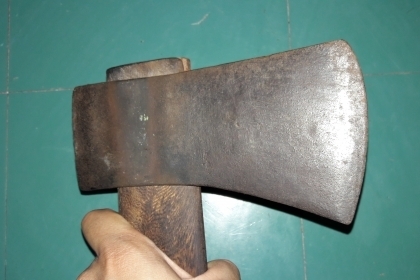 ขายขวานตราเสือสวีเดน2 ปอน MADE IN SWEDEN. รุ่นเก่าหัวสีเทานำข้าจากยุโรป ขายขวานตราเสือสวีเดน2 ปอน MADE IN SWEDEN. รุ่นเก่าหัวสีเทานำข้าจากยุโรป