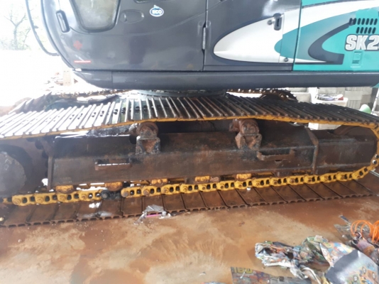 Kobelco M5Super200 ไฟฟ้าเต็ม แอร์เย็น ช่วงล่างใหม่ เครื่องเดิม ปั้มเดิม อินวอยช