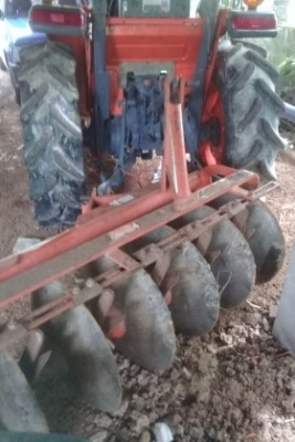 ขายรถไถ L3608  ปลายปี 53 อุปกรณ์หน้า หลังรถพร้อมใช้