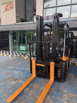 TOYOTA 7FD30 TOYOTA 7FD30