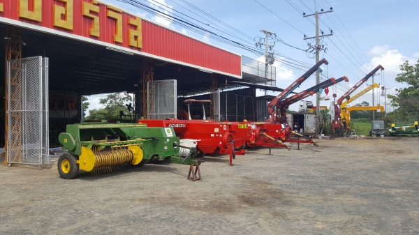 เครื่องอัดฟางมือสอง นำเข้าจากต่างประเทศ เครื่องสวย ราคาถูก มีบริการหลังการขาย มีช่างวิ่งหน้างาน