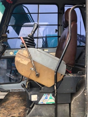 ขาย!! >>>  Kobelco Sk60Mark5Super รถพร้อมลุยงาน เอกสารอินวอย <<< เบอร์ติดต่อ 098-7155789 086-4631102