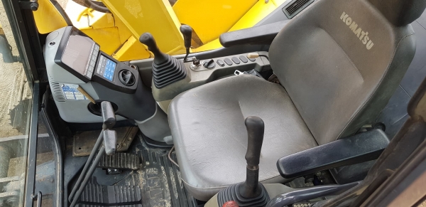 KOMATSU PC78US-8 เก่าญี่ปุ่นแท้ๆ (เลขชั่วโมงทำงานเพียง 3,000 ชั่วโมง) KOMATSU PC78US-8 เก่าญี่ปุ่นแท้ๆ (เลขชั่วโมงทำงานเพียง 3,000 ชั่วโมง)