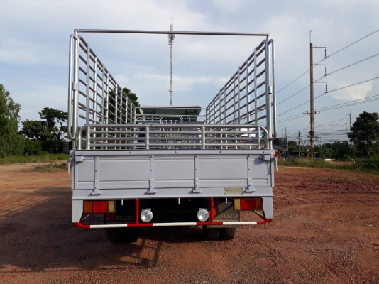 Hino Fc4j เครื่อง 145แรง ยาว 5.5ม สวยๆรถพร้อมใช้ ขาย 550,000 บาท สนใจ 081-4252943. 089-5367218