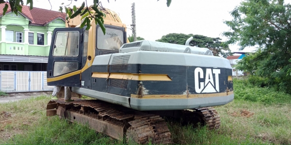ขาย440000บาทครับ CAT320 รถพร้อมใช้ สนใจรายละเอียดโทร0869127054