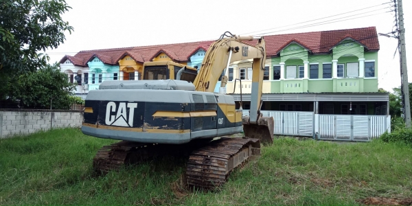 ขาย440000บาทครับ CAT320 รถพร้อมใช้ สนใจรายละเอียดโทร0869127054