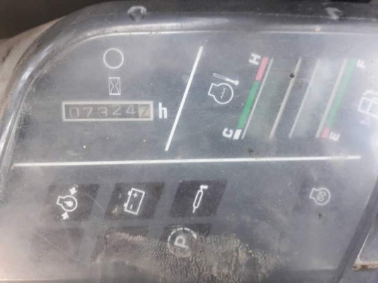 ขายจ้า..KOMATSU PC70-7  เก่านอกแท้...เดิมๆๆ..เครื่องปั๊มดี...มีลายแย๊ก..พร้อมใช้..โทร 089-3818694  จ๊อย..