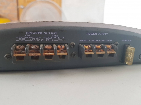 POWER AMPLIFIER ยี่ห้อ ADDZEST รุ่น APA2080