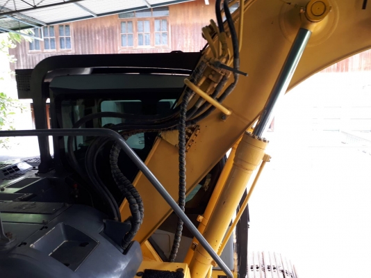 รถขุด KOMATSU PC128US-2