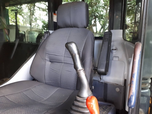 รถขุด KOMATSU PC128US-2