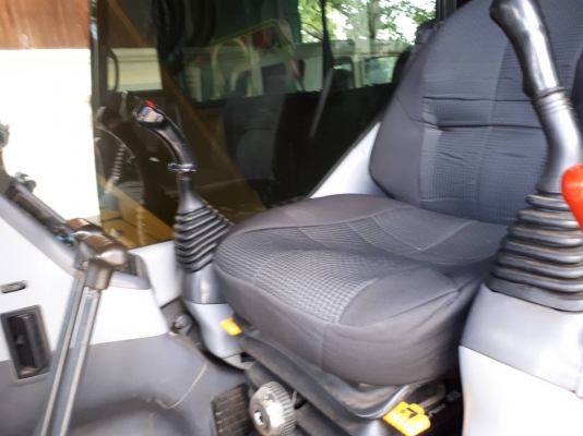 รถขุด KOMATSU PC128US-2