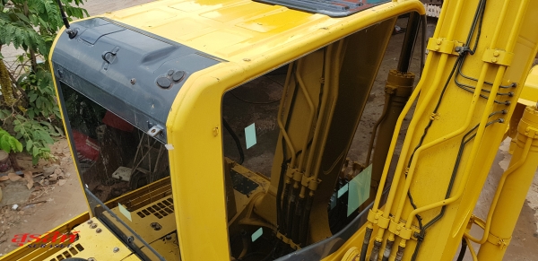 ขายรถแบ็คโฮ KOMATSU PC130-8 ใช้งาน 7 พันชั่วโมง (PM 8 พัน) สภาพนางฟ้า สวยแน่น เต็ม ทุกระบบ รับประกันความสวย ขายรถแบ็คโฮ KOMATSU PC130-8 ใช้งาน 7 พันชั่วโมง (PM 8 พัน) สภาพนางฟ้า สวยแน่น เต็ม ทุกระบบ รับประกันความสวย