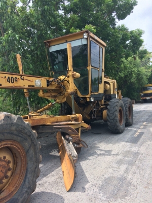 รถเกรดเกลี่ยดิน ยี่ห้อ CATERPILLAR  140 G ไม่มีทะเบียน