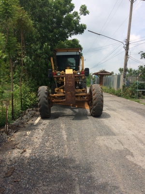 รถเกรดเกลี่ยดิน ยี่ห้อ CATERPILLAR  140 G ไม่มีทะเบียน