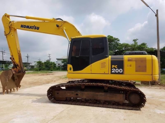 ขายโคมัตสุ PC 200-7สภาพนางฟ้าไมล์ 7000 ชม.ซีเรียล80,xxx เอกสารพร้อมโอนราคา 1,980,000