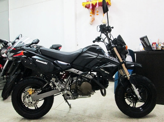 (โอนฟรี) ขาย Kawasaki KSR ปี 2017 ไมล์ 3826 กม ตัวสุดท้ายสภาพนี้เริ่มหายากแล้วนะครับ (โอนฟรี) ขาย Kawasaki KSR ปี 2017 ไมล์ 3826 กม ตัวสุดท้ายสภาพนี้เริ่มหายากแล้วนะครับ