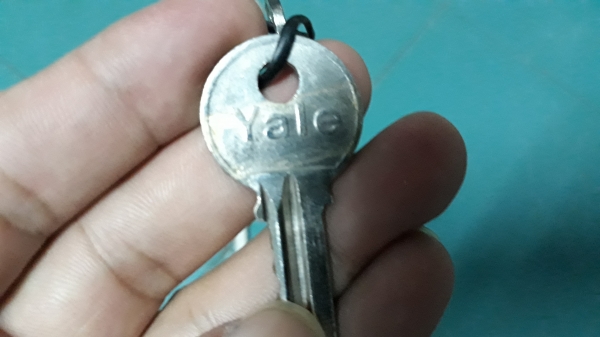 ขายแม่กุญแจทองเหลืองYALE MADE IN ITALY. มือสองขนาดใหญ่