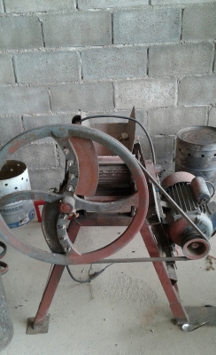 เครื่องโม่กระฐิน ตัดต้นข้าวโพด