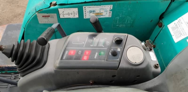 ขายด่วน345,000รถแบคโฮKOMATSUโคมัสซูPC35-8รุ่นยอดนิยมสวยๆเทียบเท่าPC35เครื่องโคมัสซู3D84เครื่องดีปั่มแรงรถนอกเพิ่งนำเข้ามาใหม่ยังไม่เคยใช้งานในเมืองไทยเลย