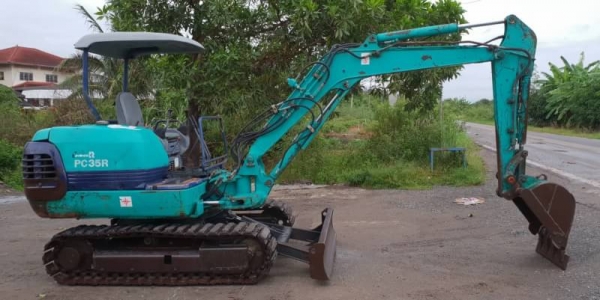 ขายด่วน345,000รถแบคโฮKOMATSUโคมัสซูPC35-8รุ่นยอดนิยมสวยๆเทียบเท่าPC35เครื่องโคมัสซู3D84เครื่องดีปั่มแรงรถนอกเพิ่งนำเข้ามาใหม่ยังไม่เคยใช้งานในเมืองไทยเลย