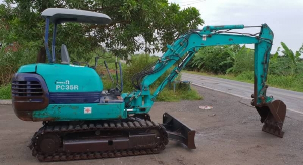 ขายด่วน345,000รถแบคโฮKOMATSUโคมัสซูPC35-8รุ่นยอดนิยมสวยๆเทียบเท่าPC35เครื่องโคมัสซู3D84เครื่องดีปั่มแรงรถนอกเพิ่งนำเข้ามาใหม่ยังไม่เคยใช้งานในเมืองไทยเลย