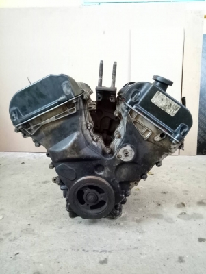 ขาย v6 เครื่องของฟร์อดเอสเคป ยกหรือแยกชิ้นก้อได้คับ