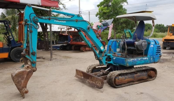 ขายด่วน255,000บาทรถแบคโฮคูโบต้าK30คอลโทลสั้นน้ำมันปั้มนี้วติดลายหัวกะแทกดีเทียบเท่าPC30รถนอกสถาพดีพร้อมใช้เพิ่งนำเข้ามายังไม่เคยใช้งานในไทยเลย