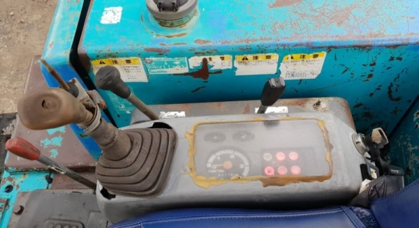 ขายด่วน255,000บาทรถแบคโฮคูโบต้าK30คอลโทลสั้นน้ำมันปั้มนี้วติดลายหัวกะแทกดีเทียบเท่าPC30รถนอกสถาพดีพร้อมใช้เพิ่งนำเข้ามายังไม่เคยใช้งานในไทยเลย