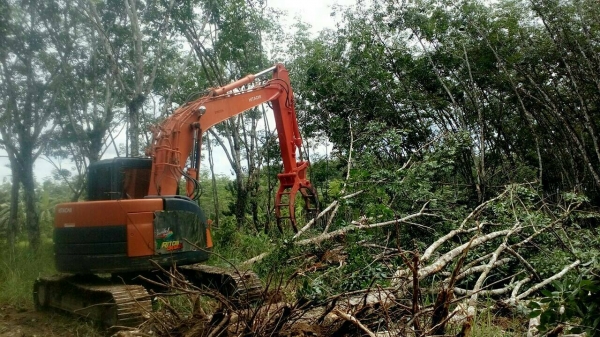 ขายรถแบคโฮ HITACHI EX135US-5 ไมล์ 3968 ชม.เอกสารอินวอย ราคา 650000