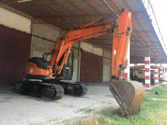 ขายรถแบคโฮ HITACHI EX135US-5 ไมล์ 3968 ชม.เอกสารอินวอย ราคา 650000