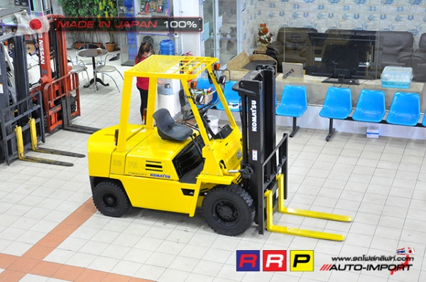 ขายรถโฟล์คลิฟท์มือสอง KOMATSU รุ่น FG28-7-103209 นำเข้าจากประเทศญี่ปุ่น 100\% ไม่เคยใช้งานในไทย