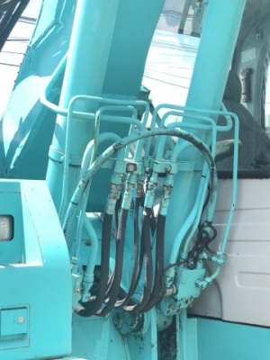 ขายรถขุด KOBELCO SK200SR มีลายหัวกระแทก รถนอกนำเข้าเองจากญี่ปุ่น สภาพสวยพร้อมใช้ มีVDOการทำงานครับ
